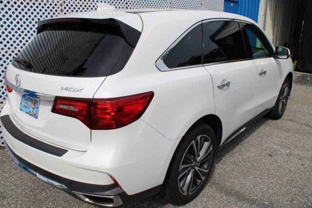 Used 2020 Acura MDX w/ Technology Package FWD image 3