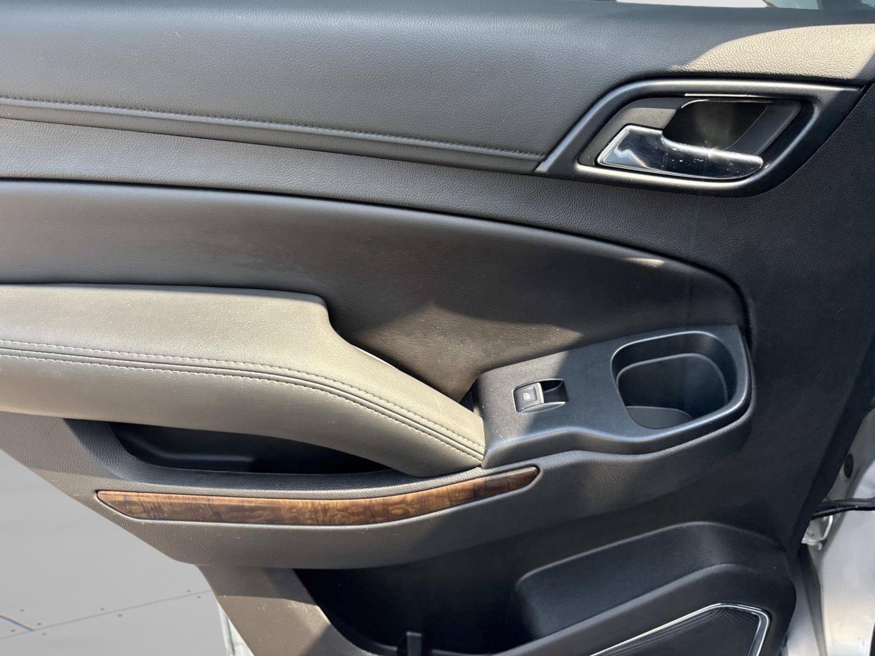 Used 2019 Chevrolet Tahoe LT AWD/4WD image 18