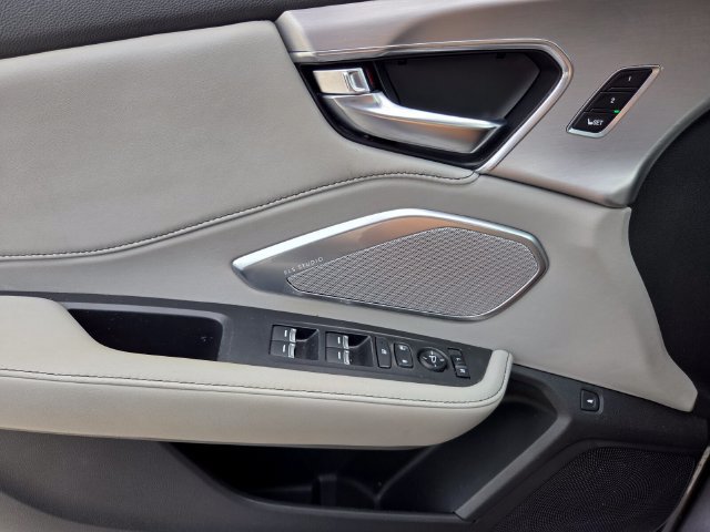 Used 2019 Acura RDX w/ Technology Package FWD image 23