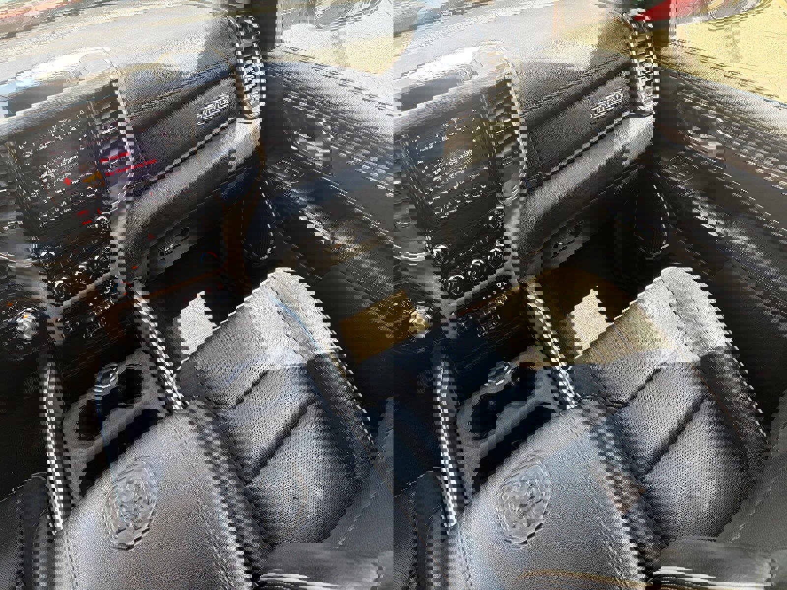 Used 2020 RAM 1500 Laramie AWD/4WD image 20