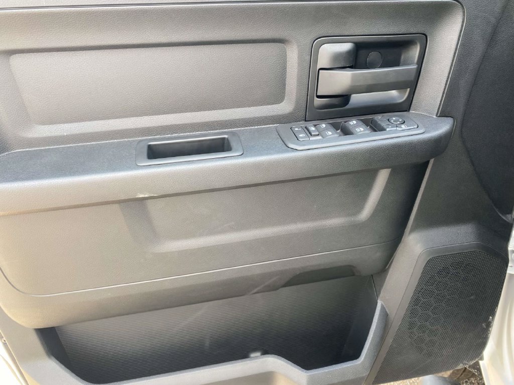 New 2027 RAM 4500 4x4 Crew Cab DRW image 13