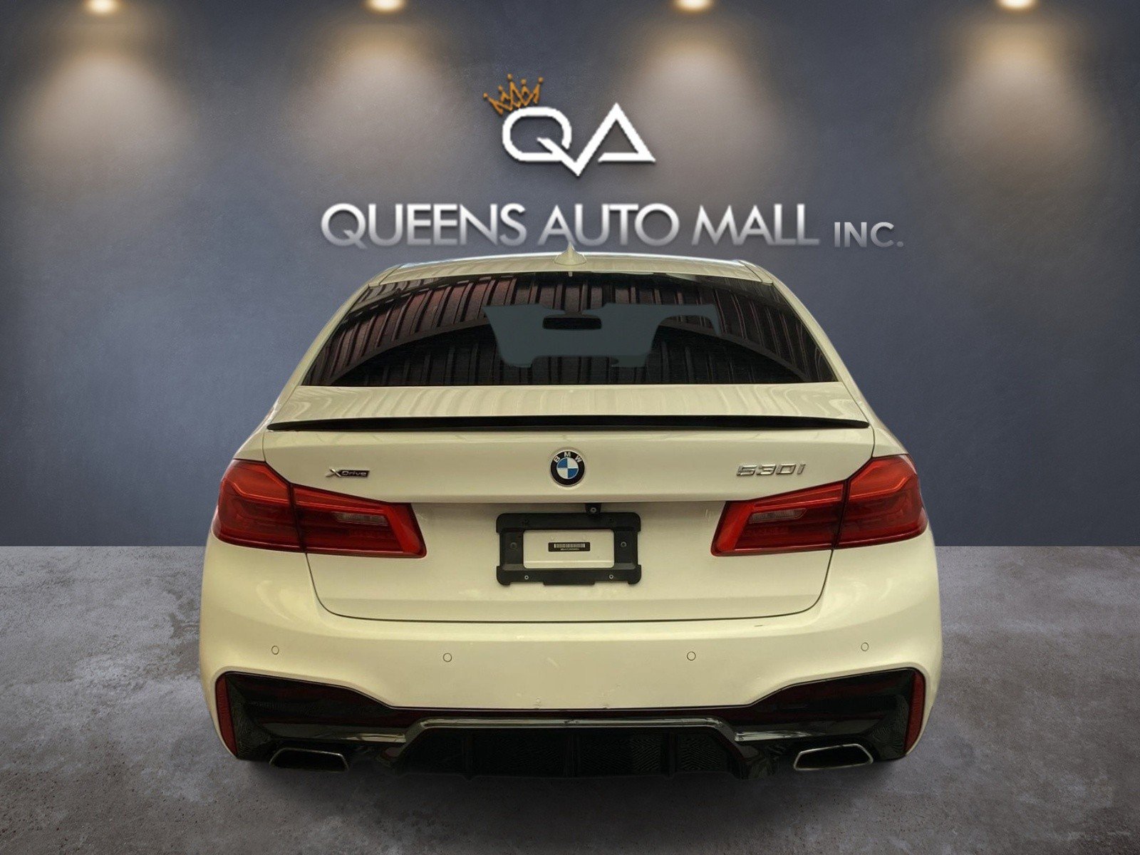 Used 2017 BMW 530i xDrive AWD/4WD image 5