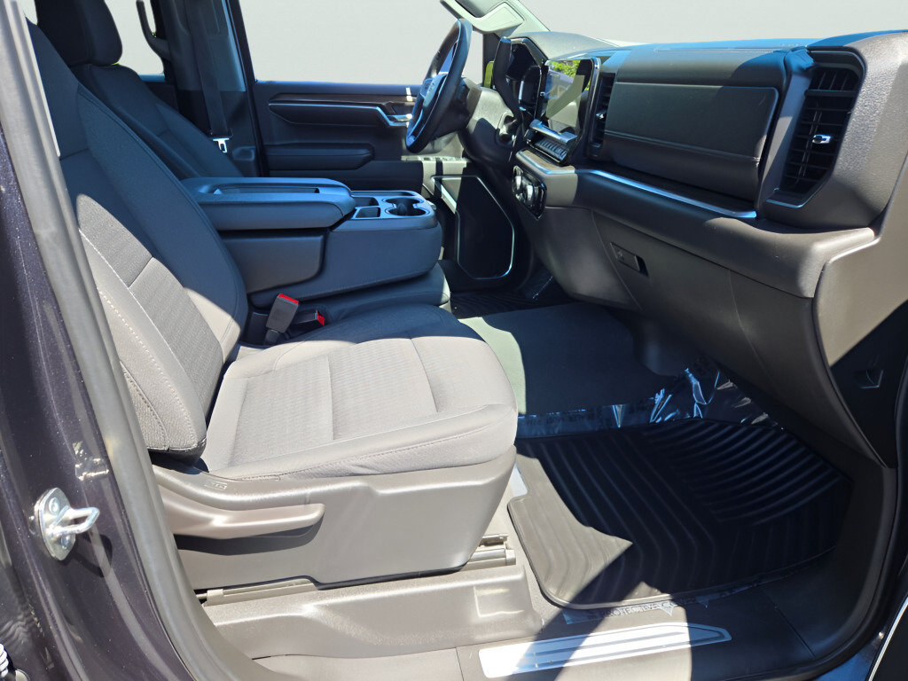 Certified 2023 Chevrolet Silverado 1500 LT AWD/4WD image 14
