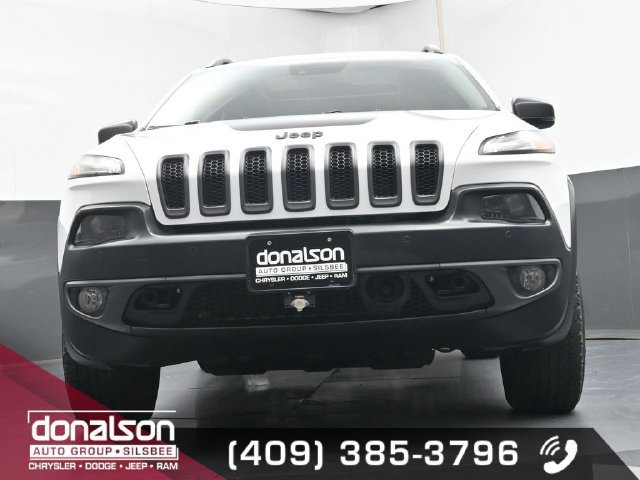 Used 2018 Jeep Cherokee Trailhawk w/ Quick Order Package 27L AWD/4WD image 16