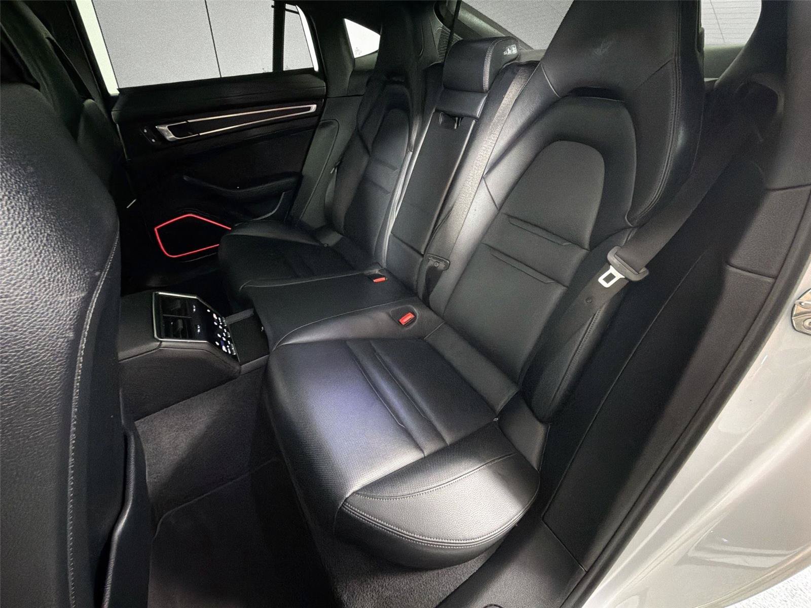 Certified 2023 Porsche Panamera Platinum Edition w/ Sport Chrono Package RWD image 26