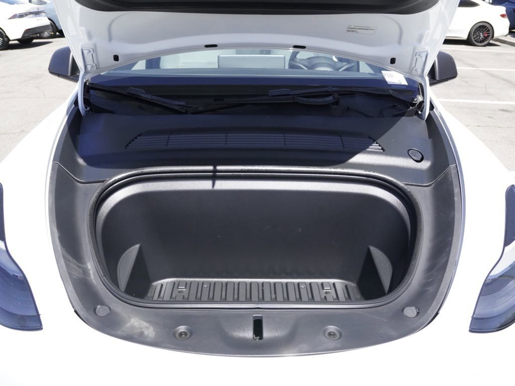 Used 2022 Tesla Model Y Performance AWD/4WD image 21