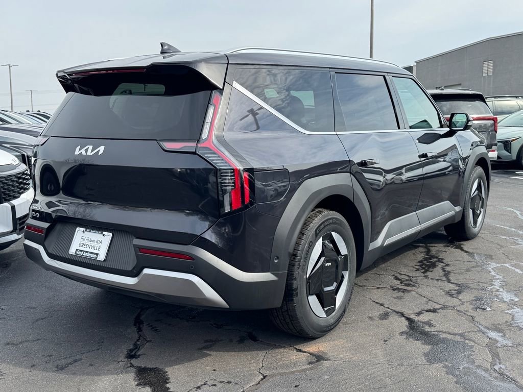New 2026 Kia EV9 Wind image 3