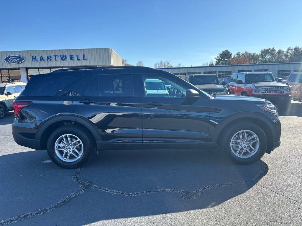 New 2026 Ford Explorer Active image 26