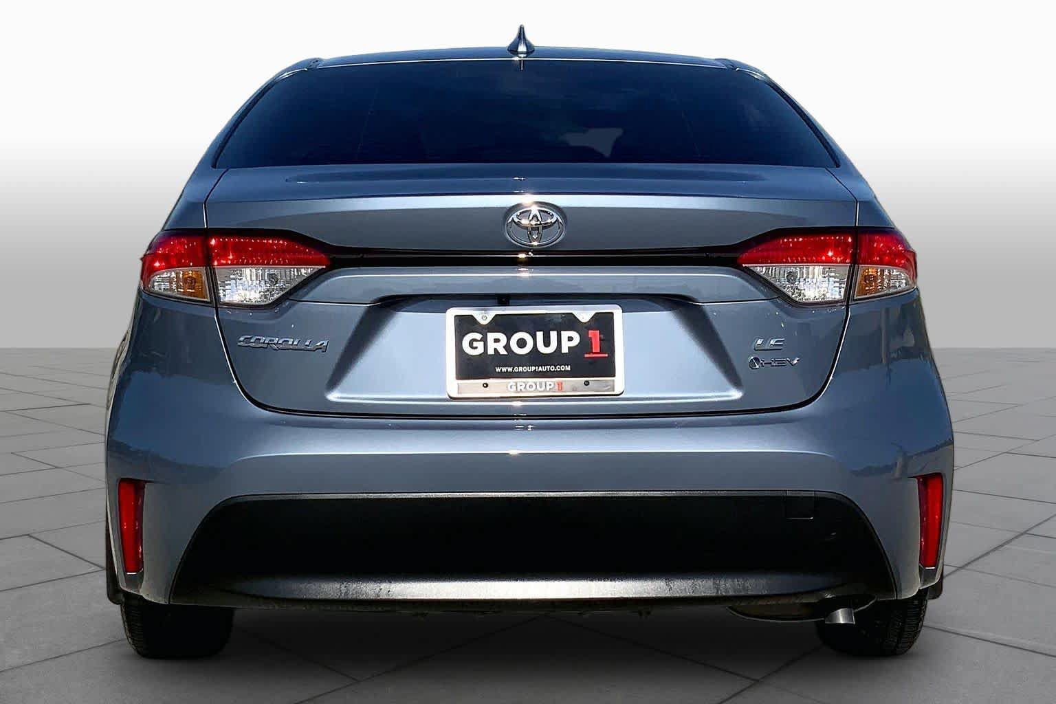 Used 2026 Toyota Corolla LE FWD image 5
