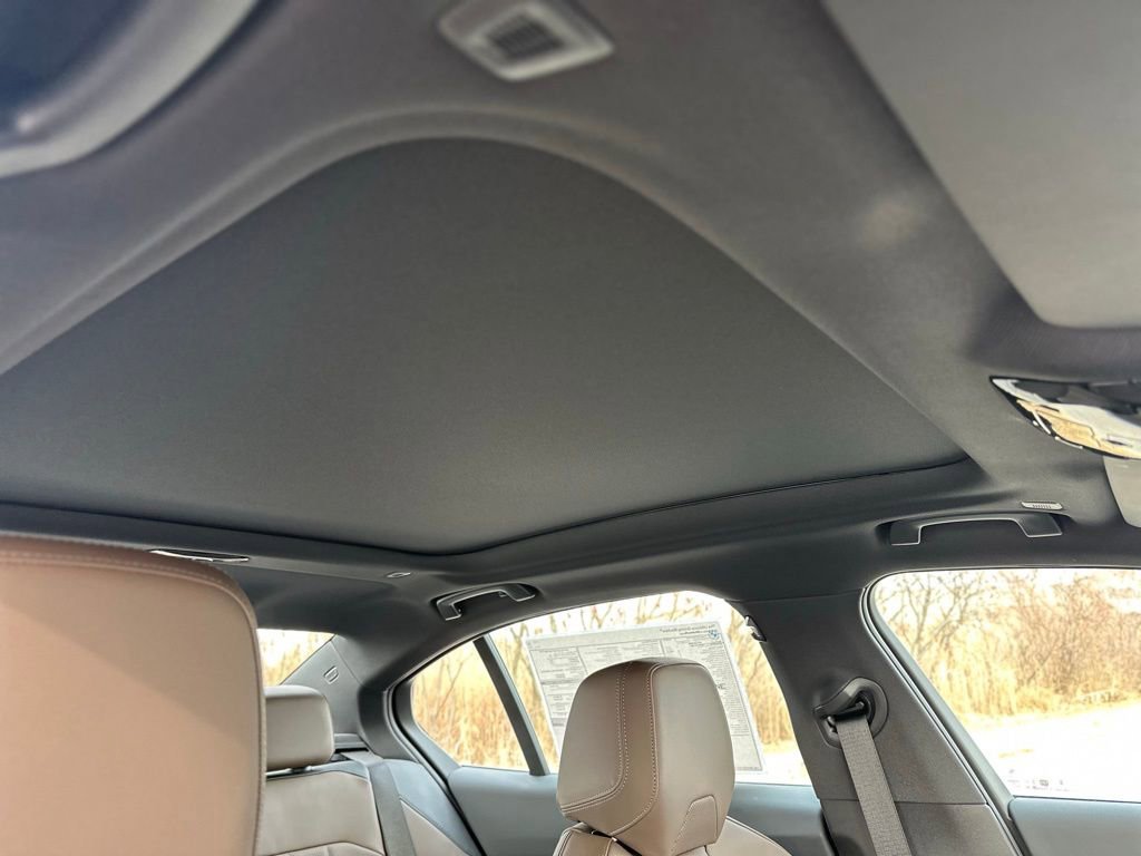 New 2026 BMW 530i xDrive w/ M Sport Package image 28