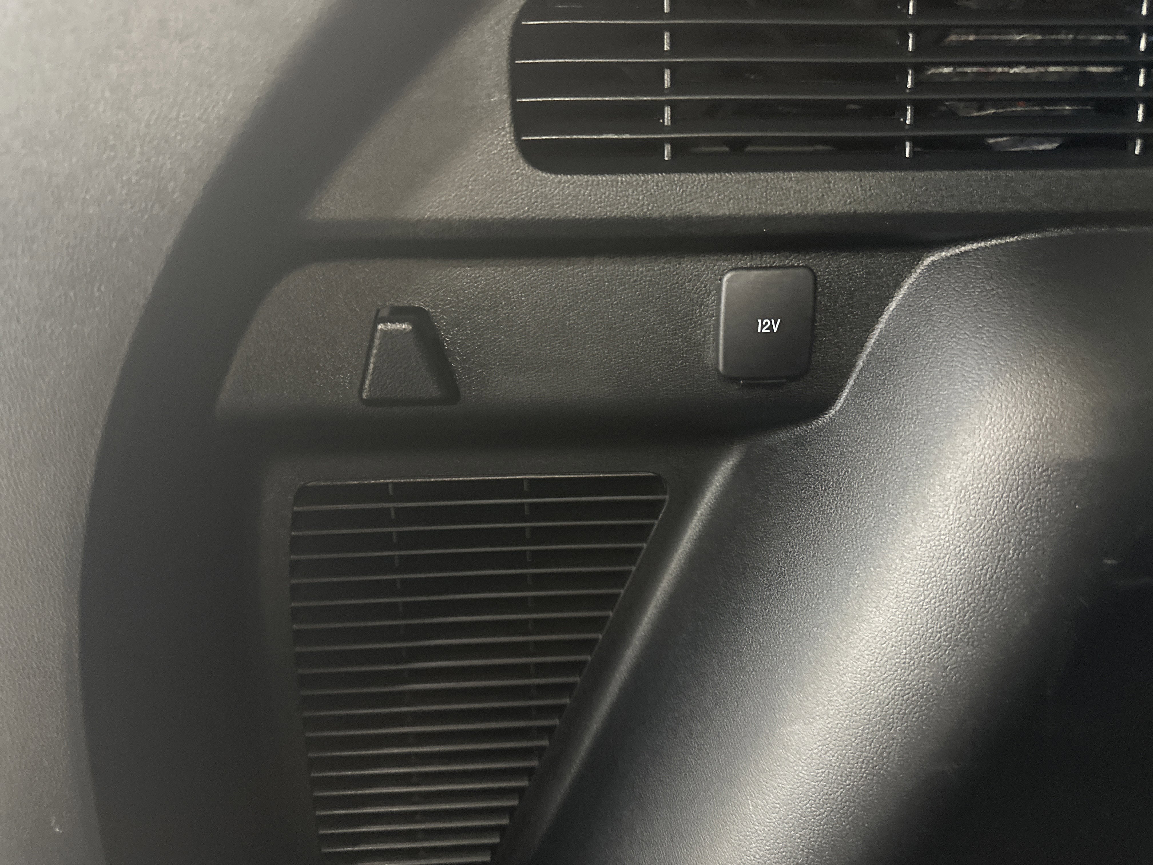 Used 2022 Ford Escape Titanium w/ Titanium Elite Package image 28