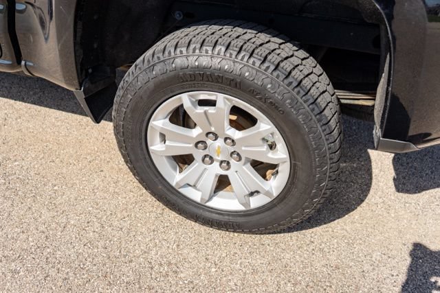 Used 2020 Chevrolet Colorado LT AWD/4WD image 12