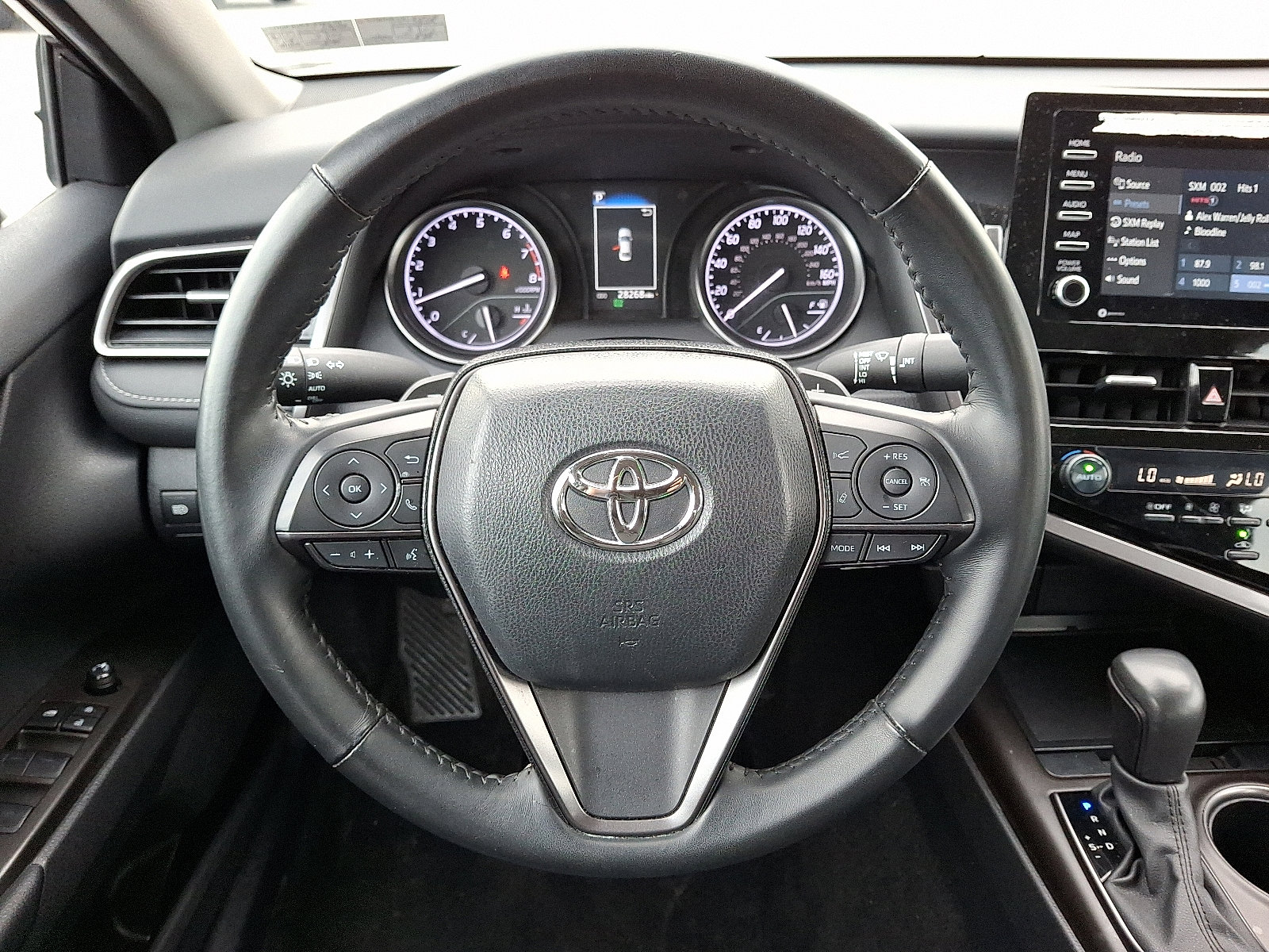 Used 2024 Toyota Camry SE FWD image 19