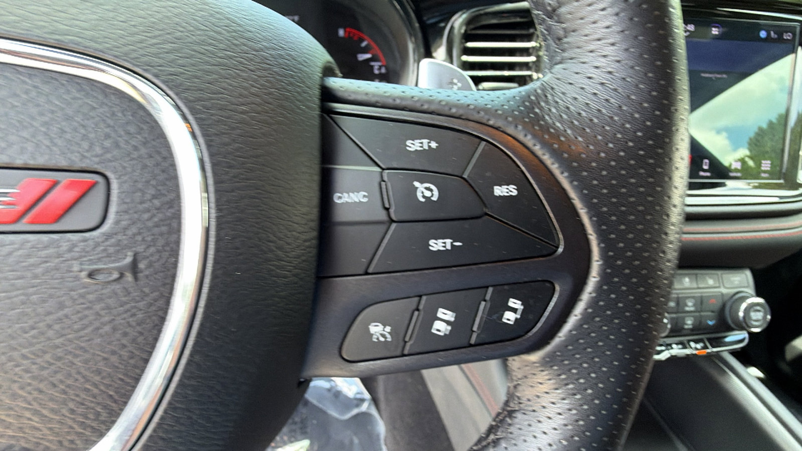 Used 2024 Dodge Durango GT RWD image 30