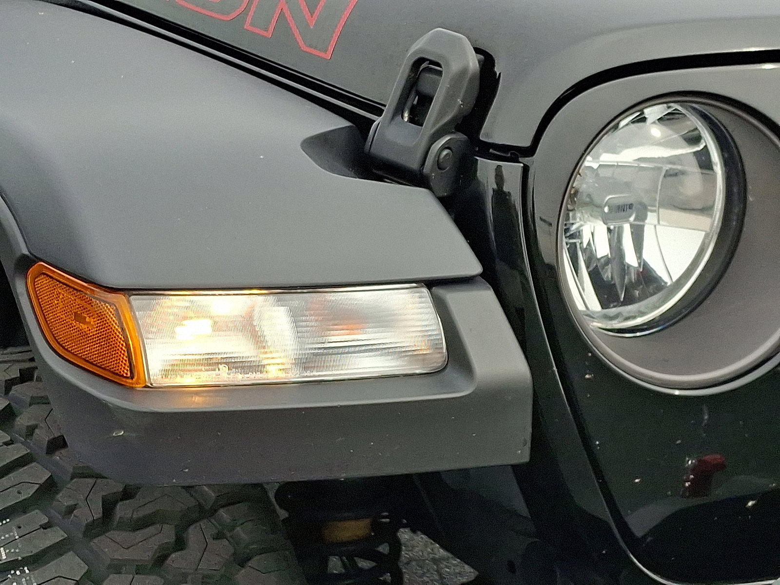 Used 2023 Jeep Wrangler Unlimited Rubicon image 9