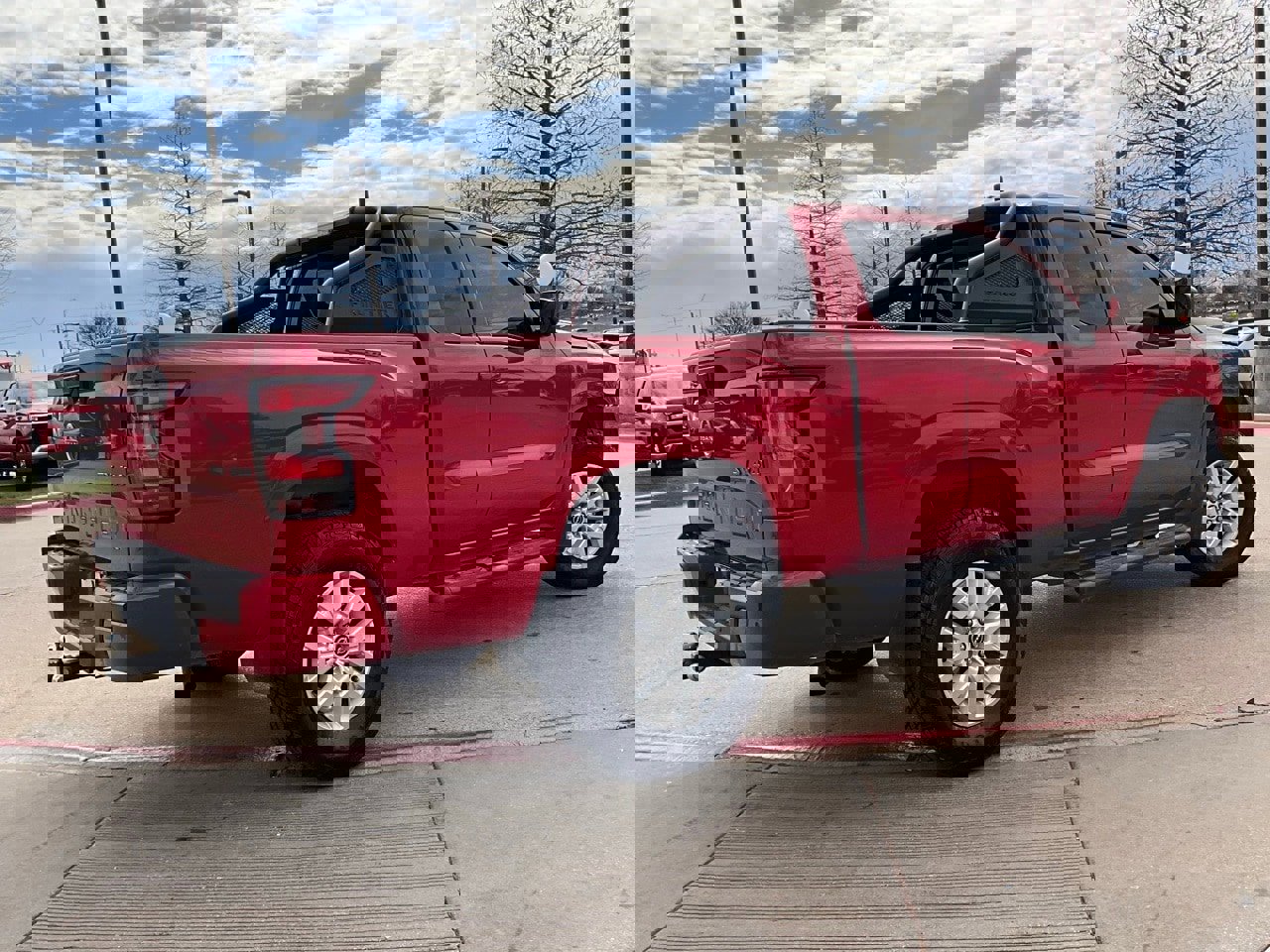 Used 2022 Nissan Frontier SV image 6