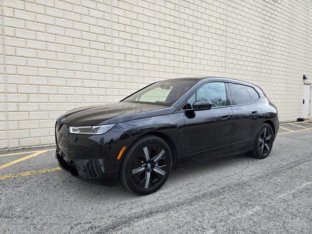 Used 2024 BMW iX M60 image 10