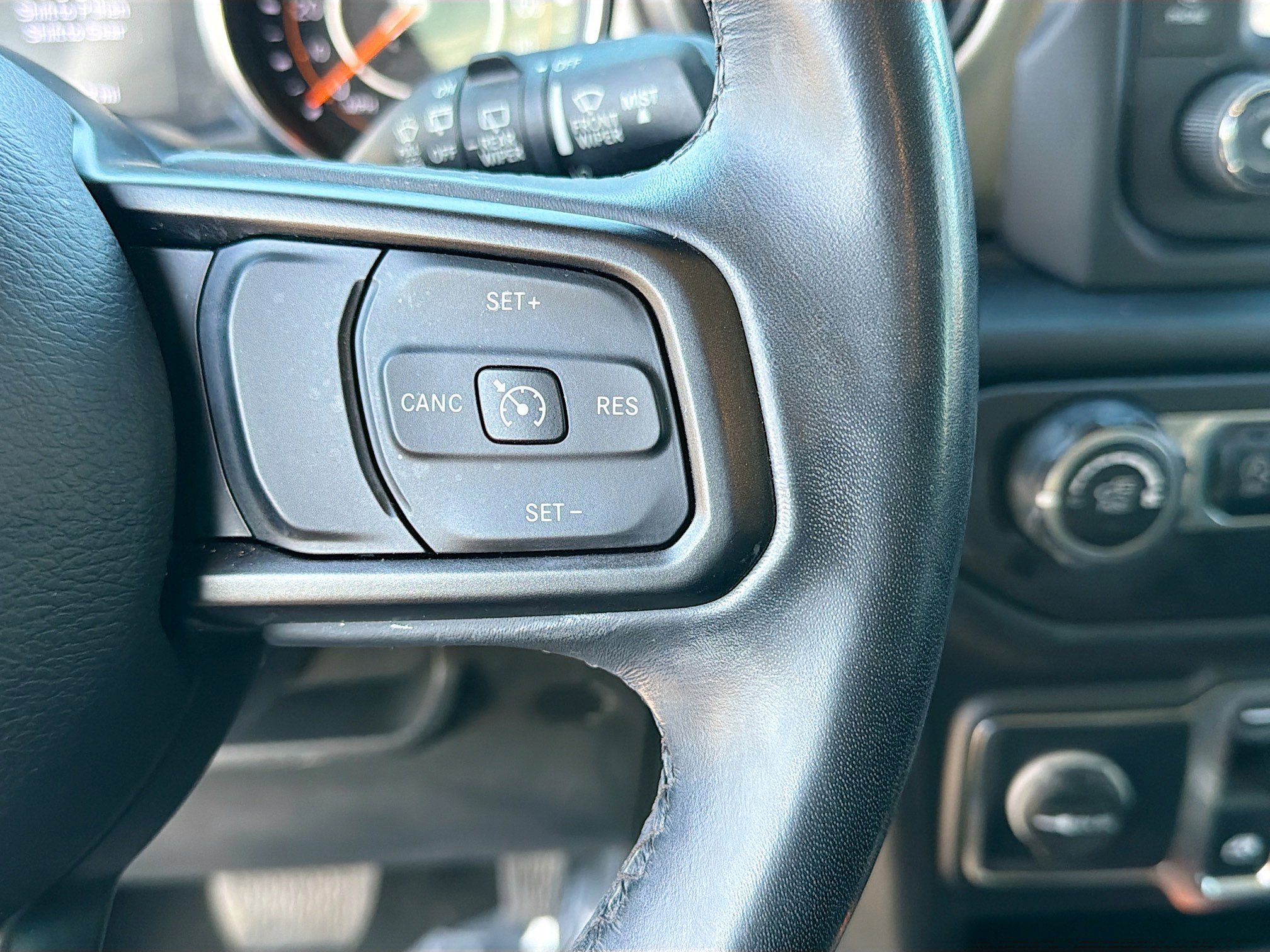 Used 2019 Jeep Wrangler Sport image 33