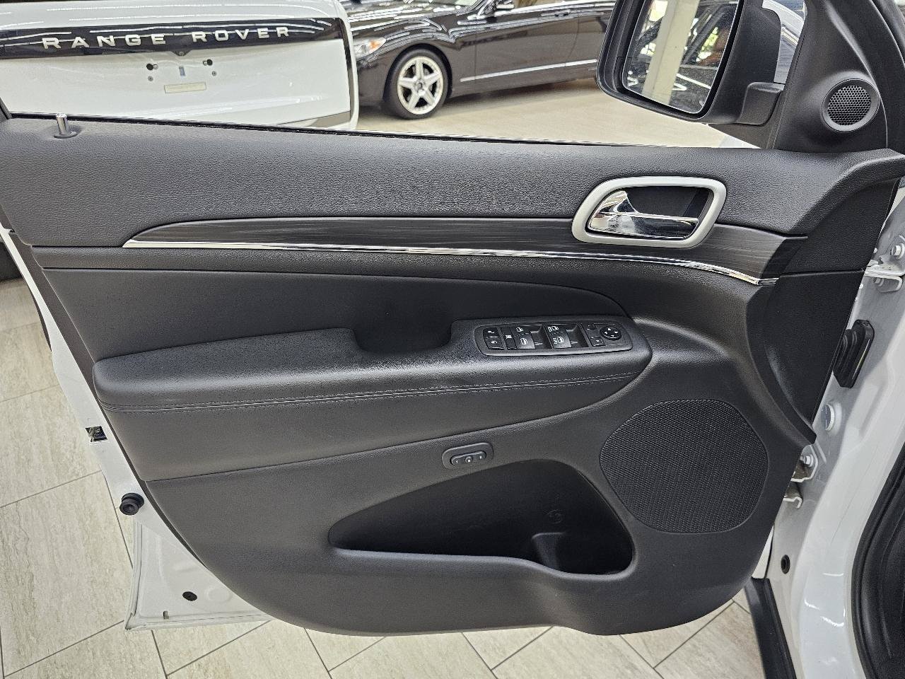 Used 2021 Jeep Grand Cherokee Limited RWD image 39
