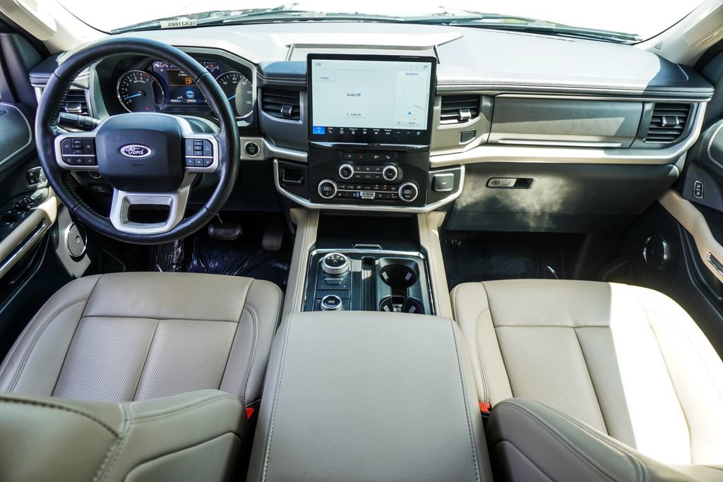 Used 2024 Ford Expedition Max XLT AWD/4WD image 13