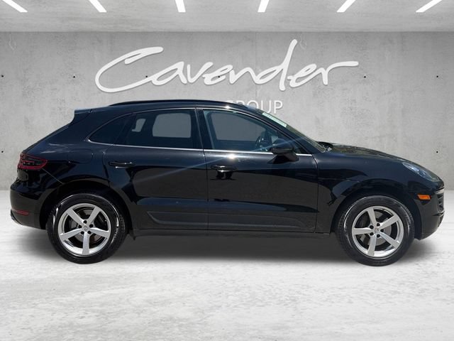 Used 2018 Porsche Macan AWD/4WD image 7