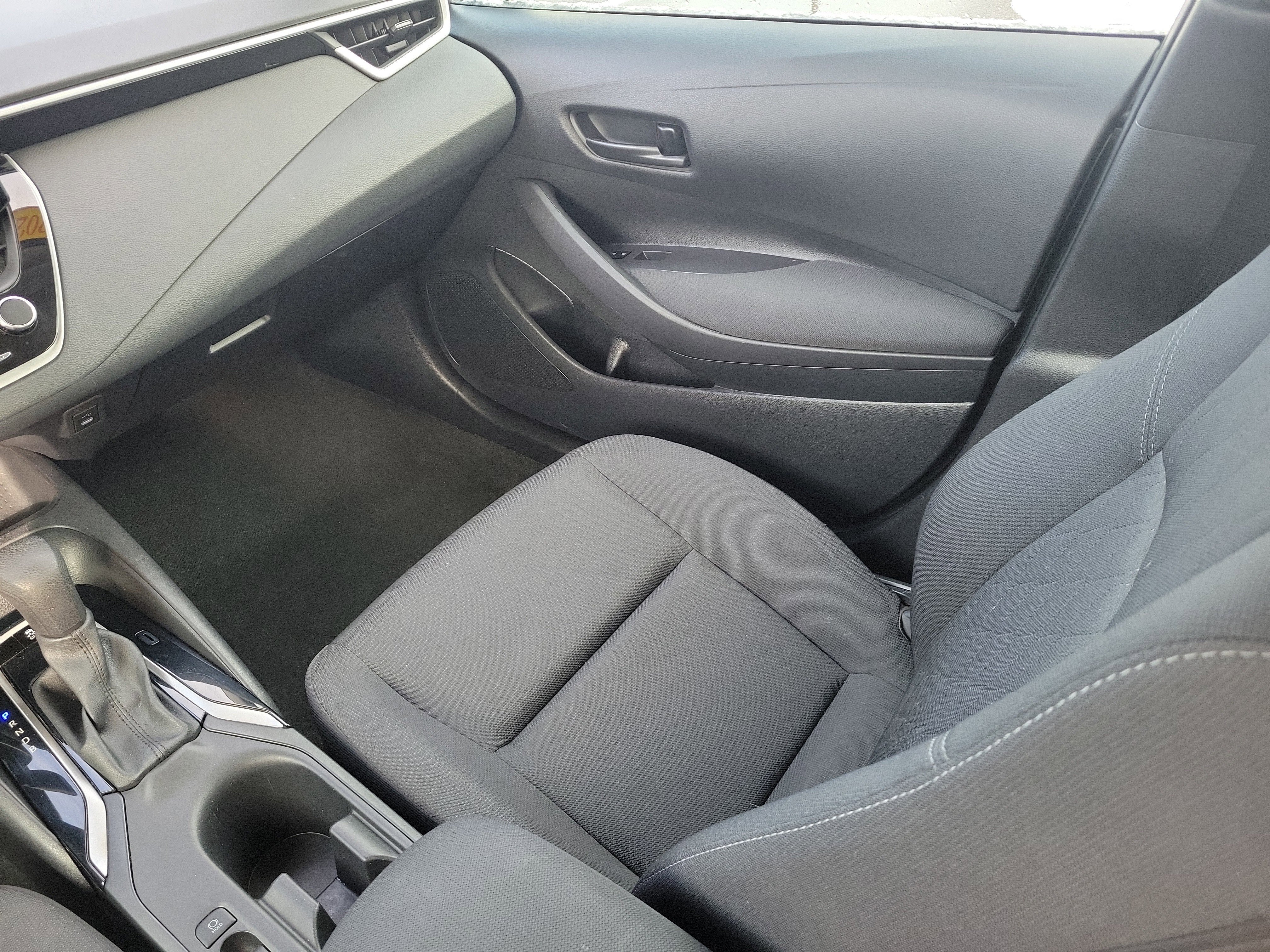 Used 2024 Toyota Corolla LE image 16