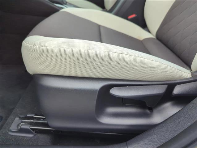 Certified 2023 Toyota Corolla LE image 10