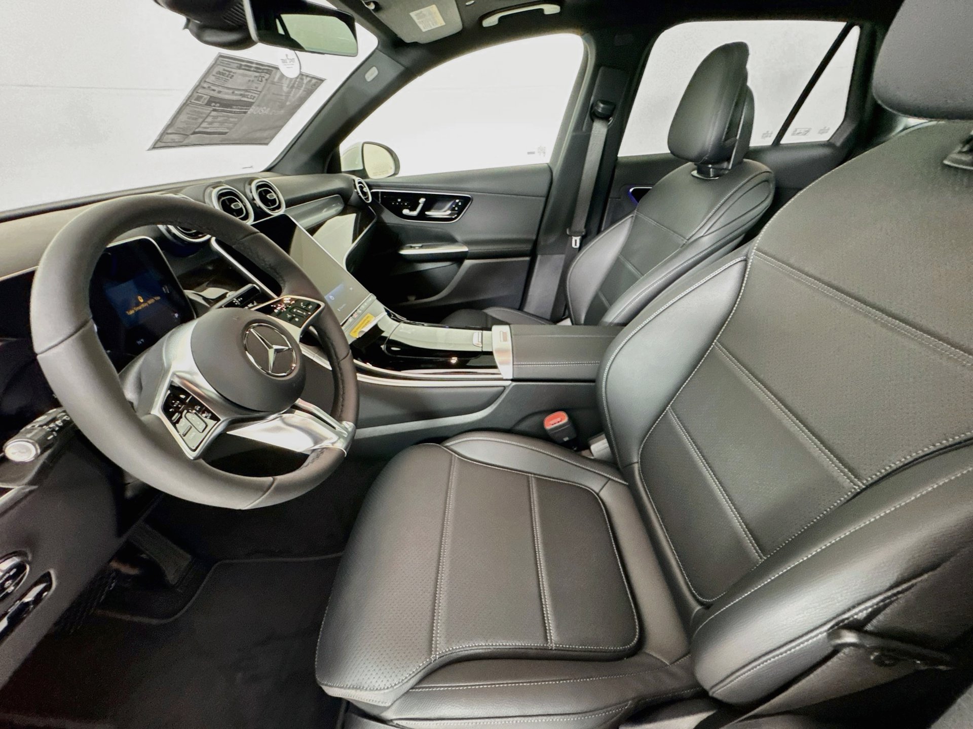 New 2027 Mercedes-Benz GLC 300 image 23