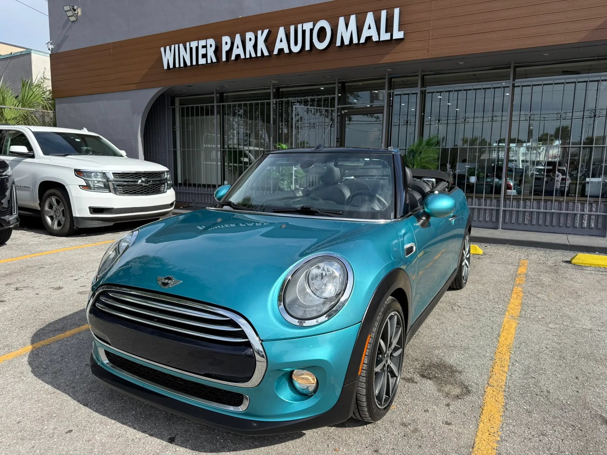 Used 2016 MINI Cooper Convertible FWD image 1