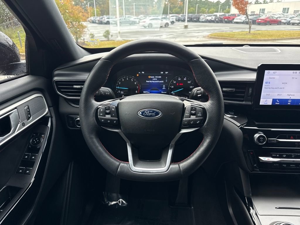 Used 2023 Ford Explorer ST-Line w/ Class IV Trailer Tow Package image 18