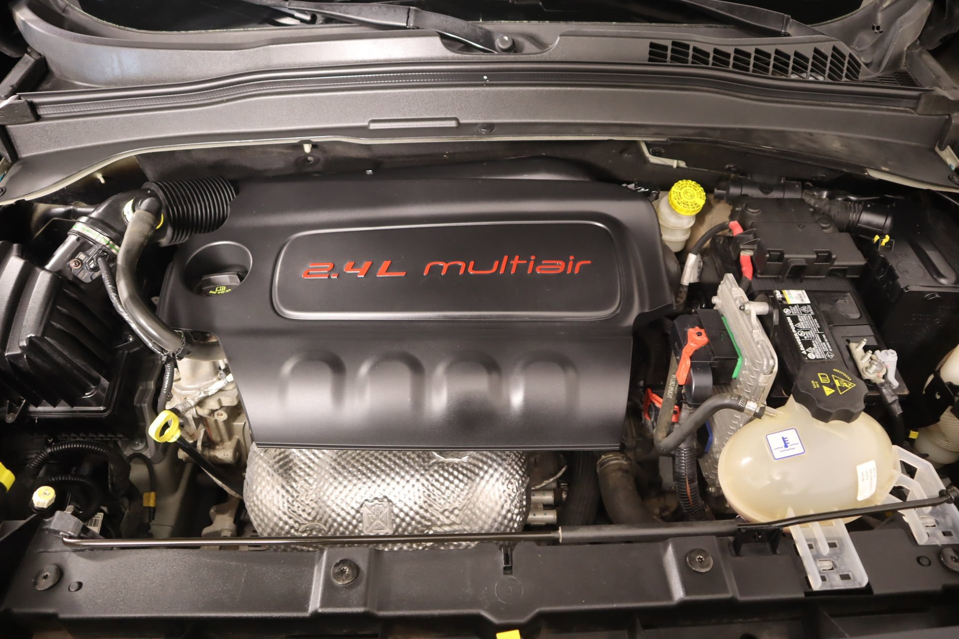 Used 2016 Jeep Renegade Sport w/ Power & Air Group image 17