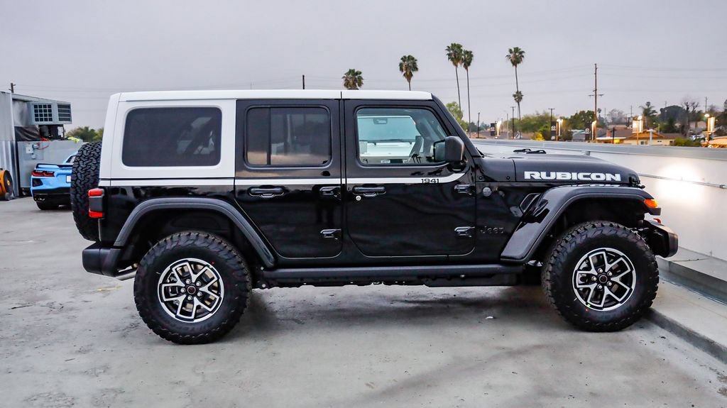 New 2026 Jeep Wrangler Unlimited Rubicon w/ Whitecap Package AWD/4WD image 13