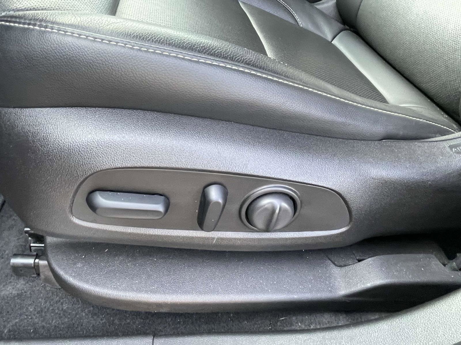 Used 2018 GMC Acadia SLT image 8