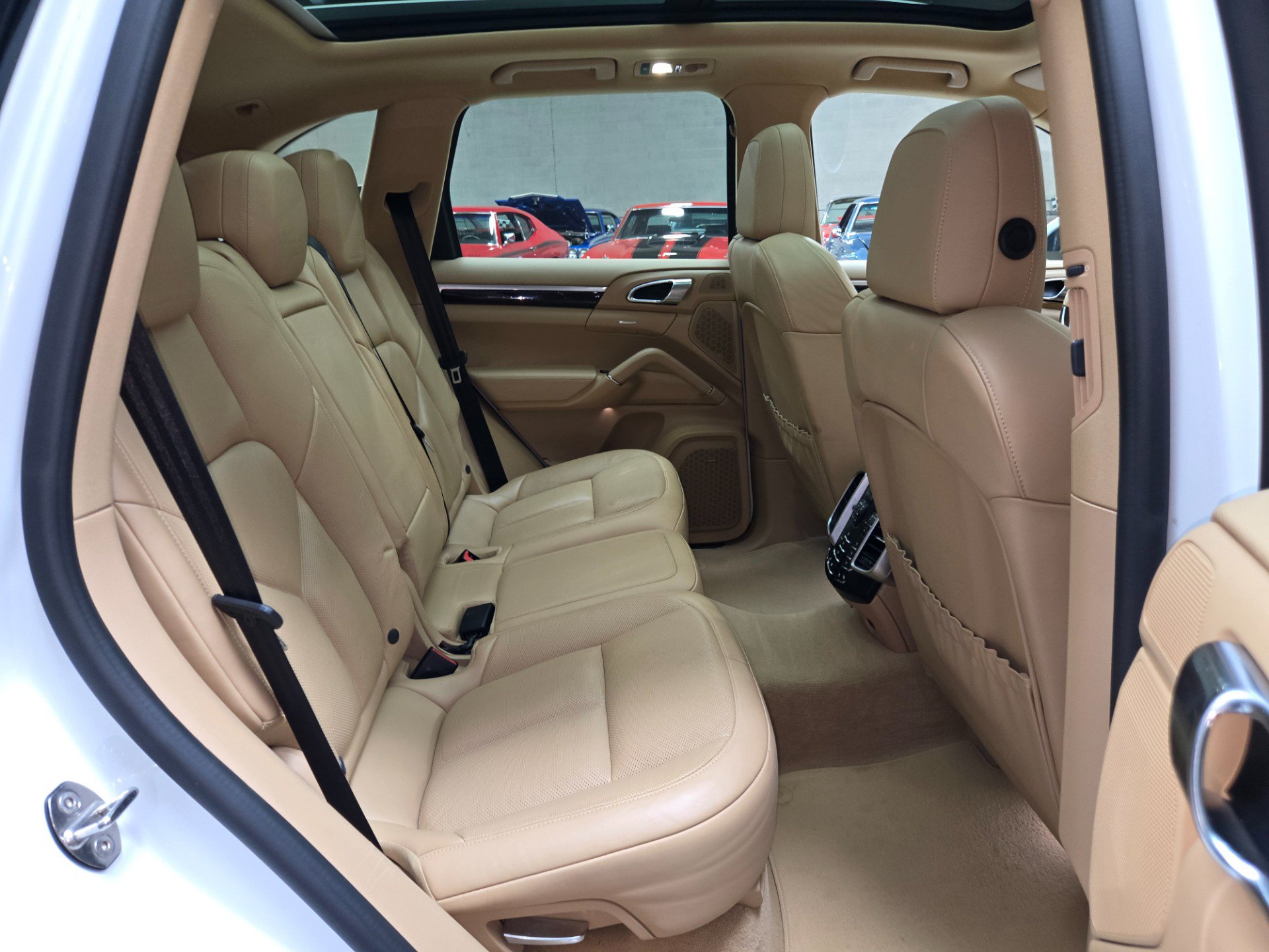 Used 2017 Porsche Cayenne S AWD/4WD image 99