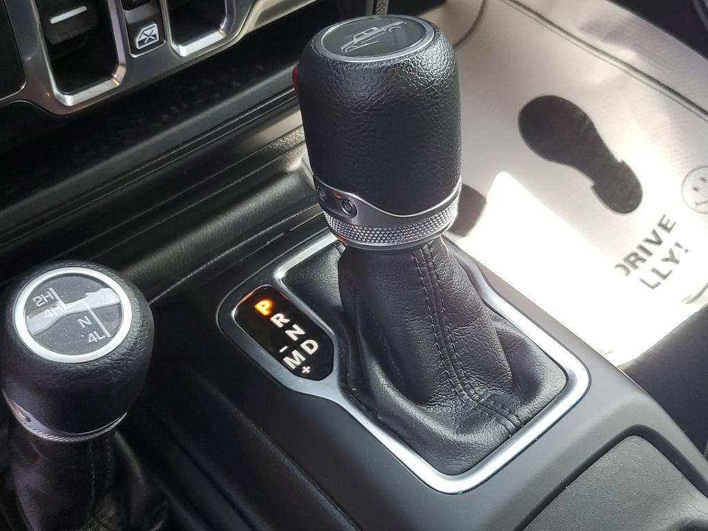 Certified 2023 Jeep Gladiator Mojave AWD/4WD image 28