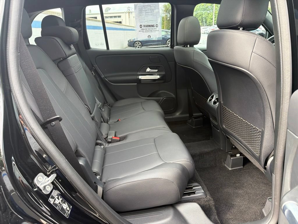 Used 2026 Mercedes-Benz GLB 250 4MATIC image 23