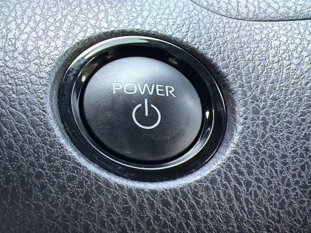 Used 2026 Toyota Camry SE FWD image 28