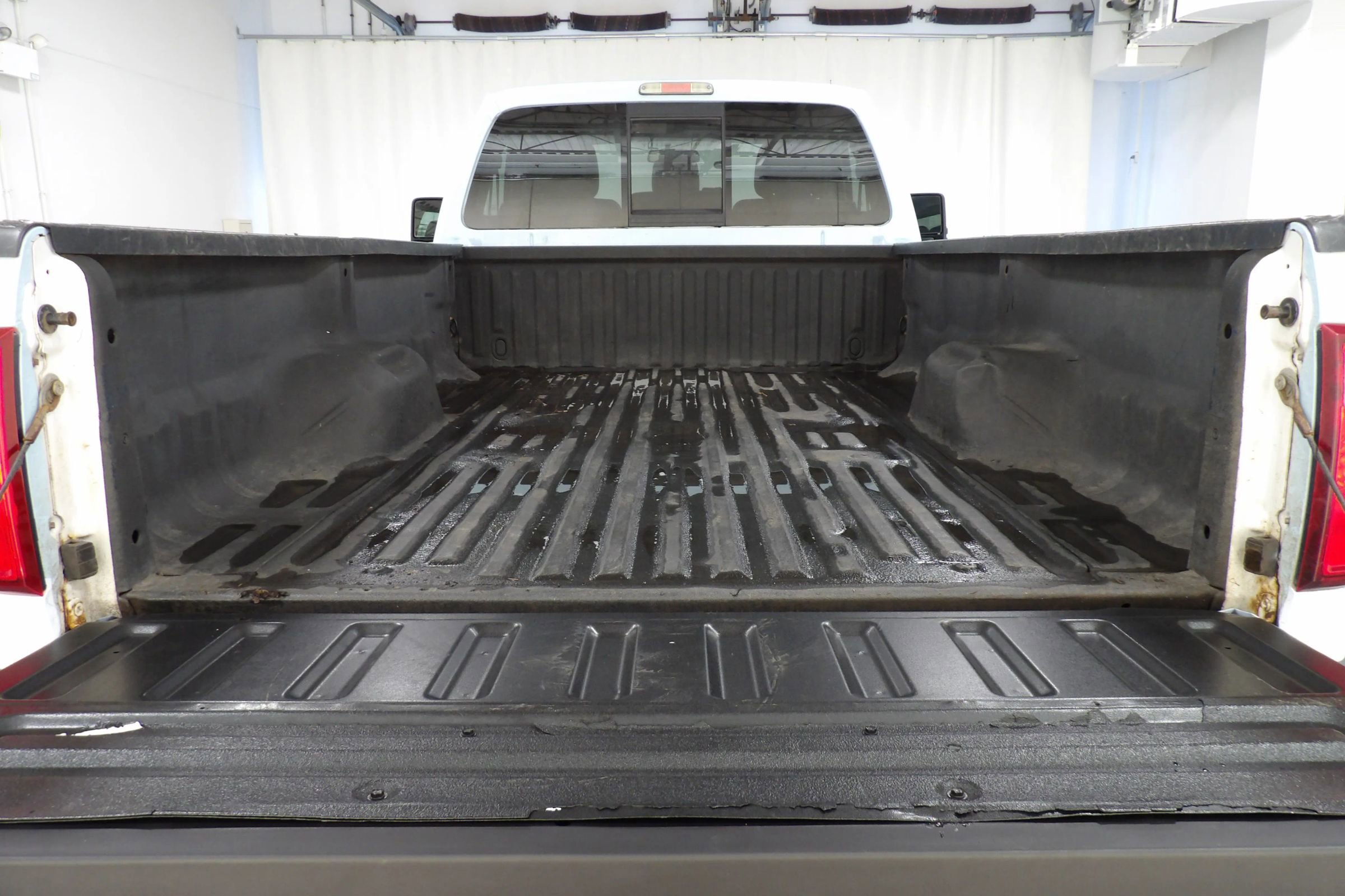 Used 2015 Ford F250 XLT w/ XLT Interior Package image 11