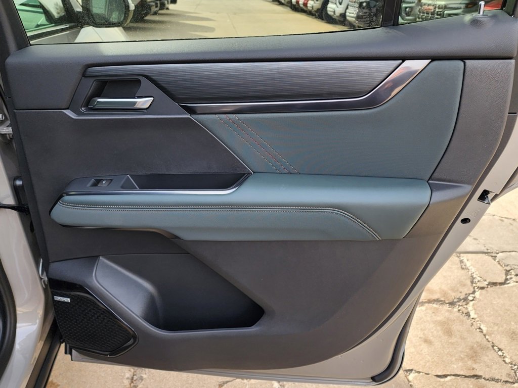 New 2026 GMC Acadia AT4 image 44