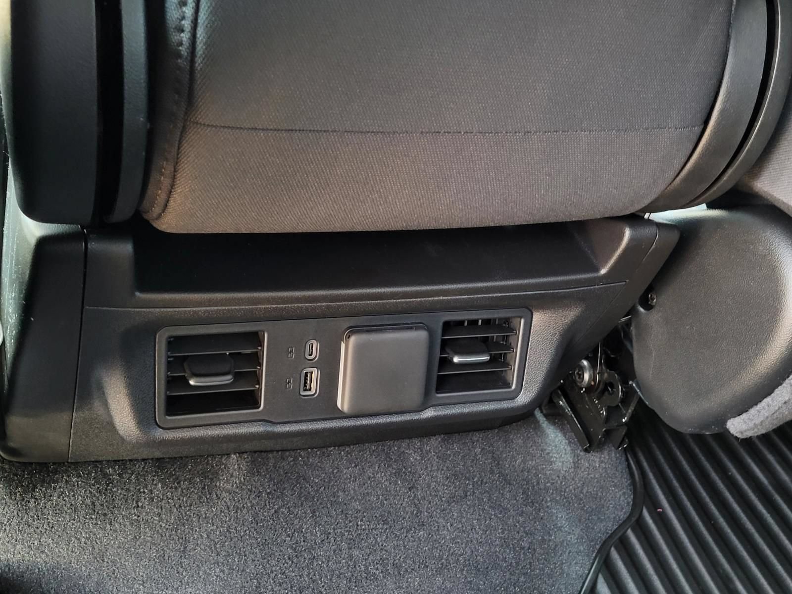 New 2026 Chevrolet Silverado 1500 LT w/ Texas Edition Plus RWD image 11