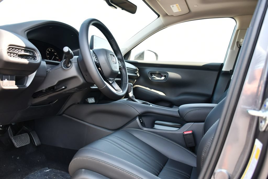 New 2027 Honda HR-V EX-L image 13