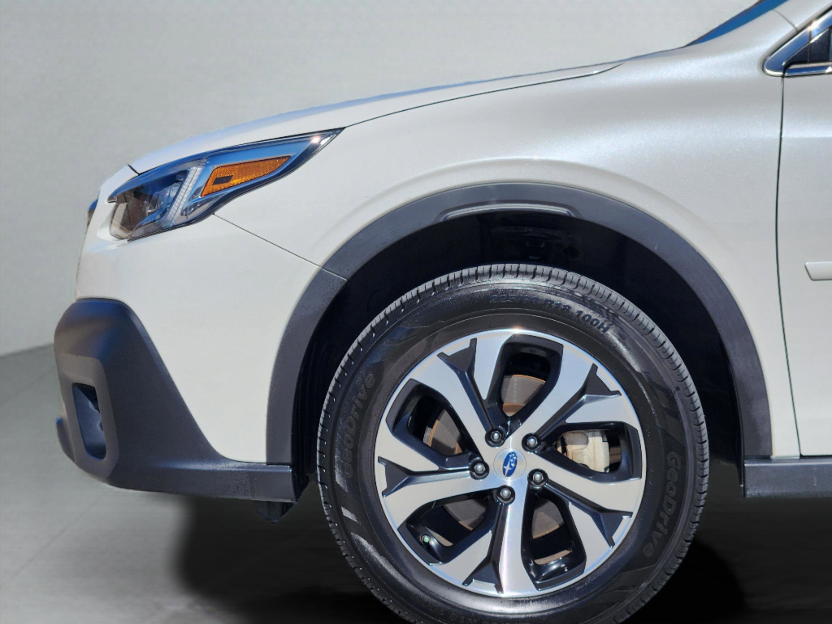 Used 2022 Subaru Outback Touring w/ Tech Package 2 image 10