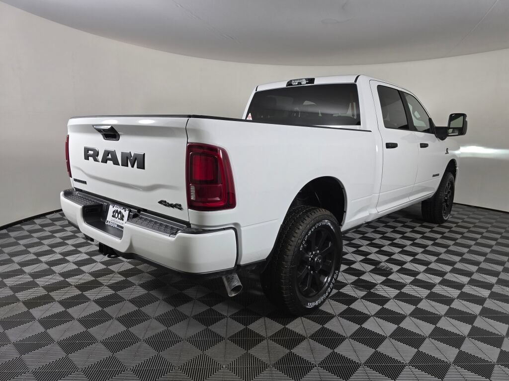 New 2026 RAM 3500 Big Horn AWD/4WD image 4