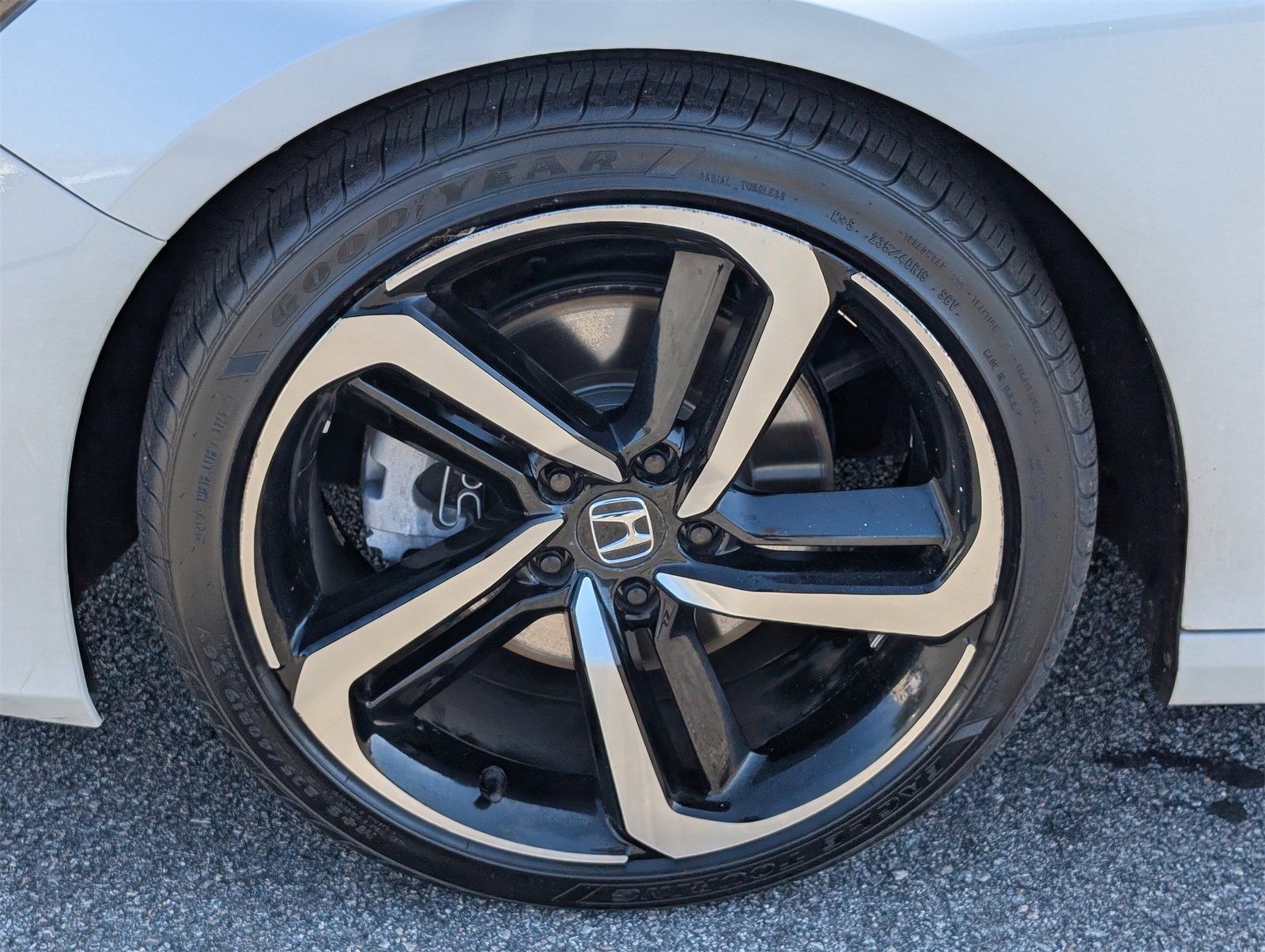 Used 2022 Honda Accord Sport image 13