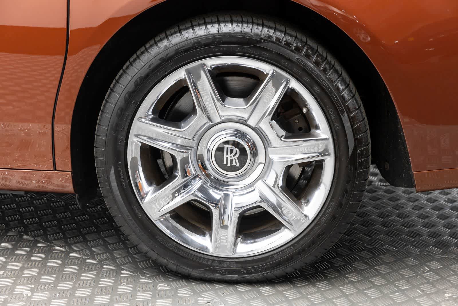 Used 2013 Rolls-Royce Ghost RWD image 49