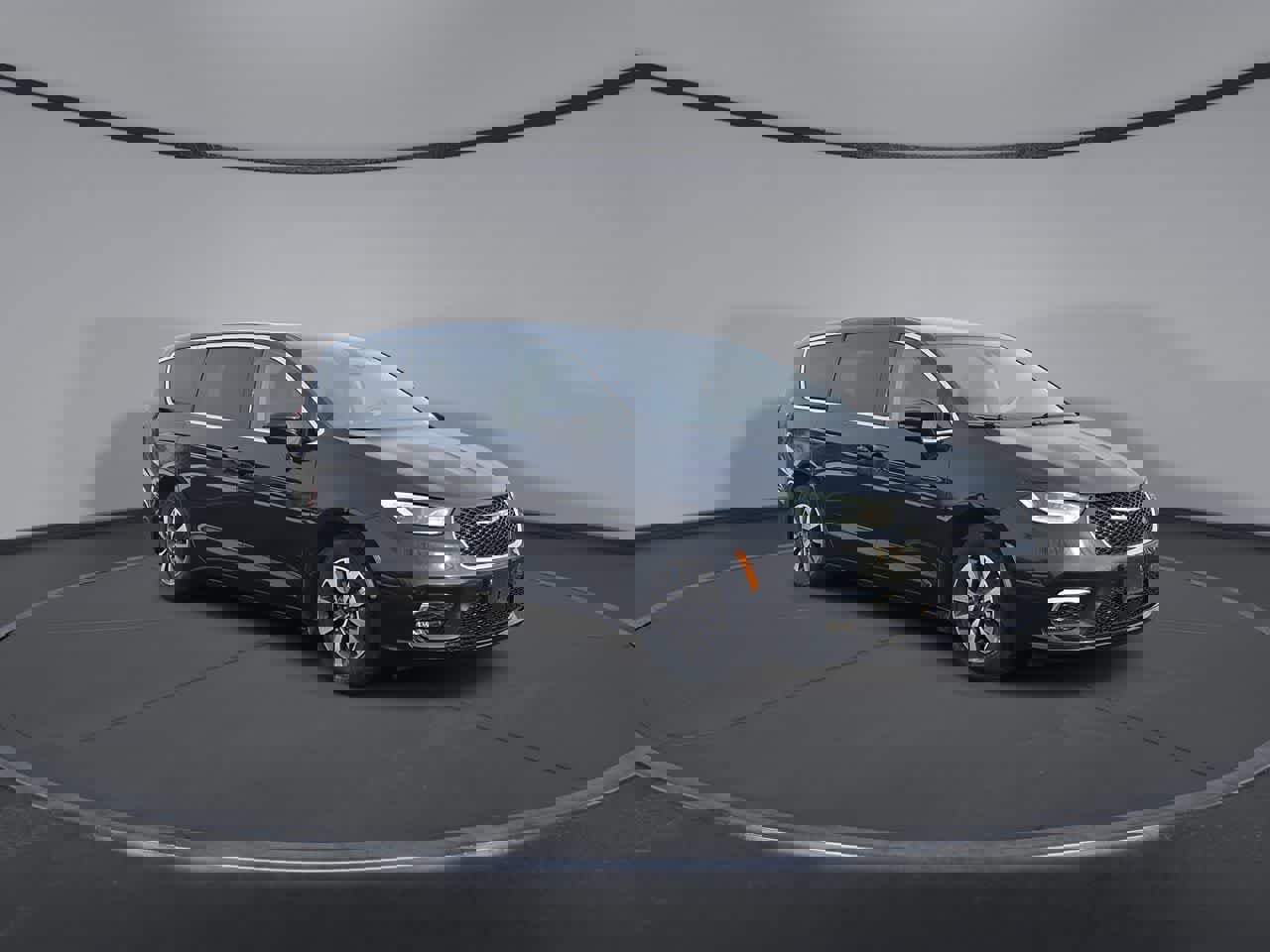 Used 2024 Chrysler Pacifica Select image 2