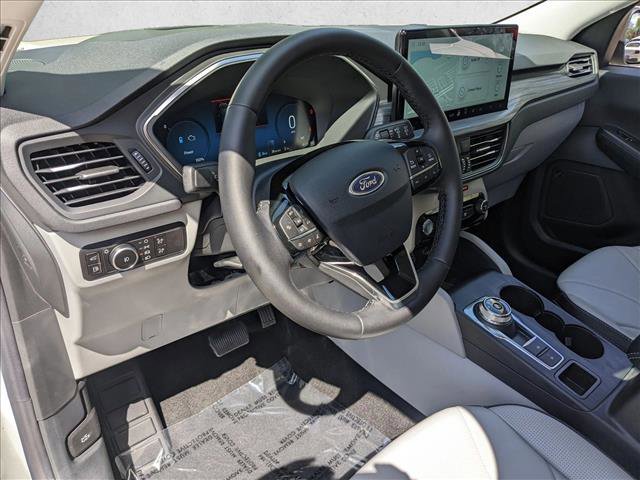 New 2025 Ford Escape SE w/ PHEV Premium Package image 3