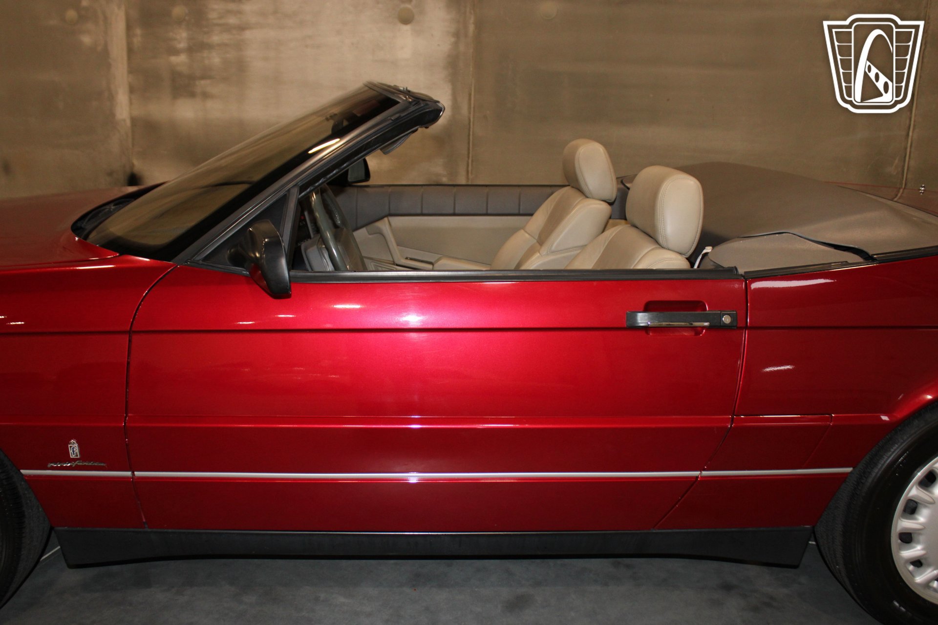 Used 1993 Cadillac Allante image 27