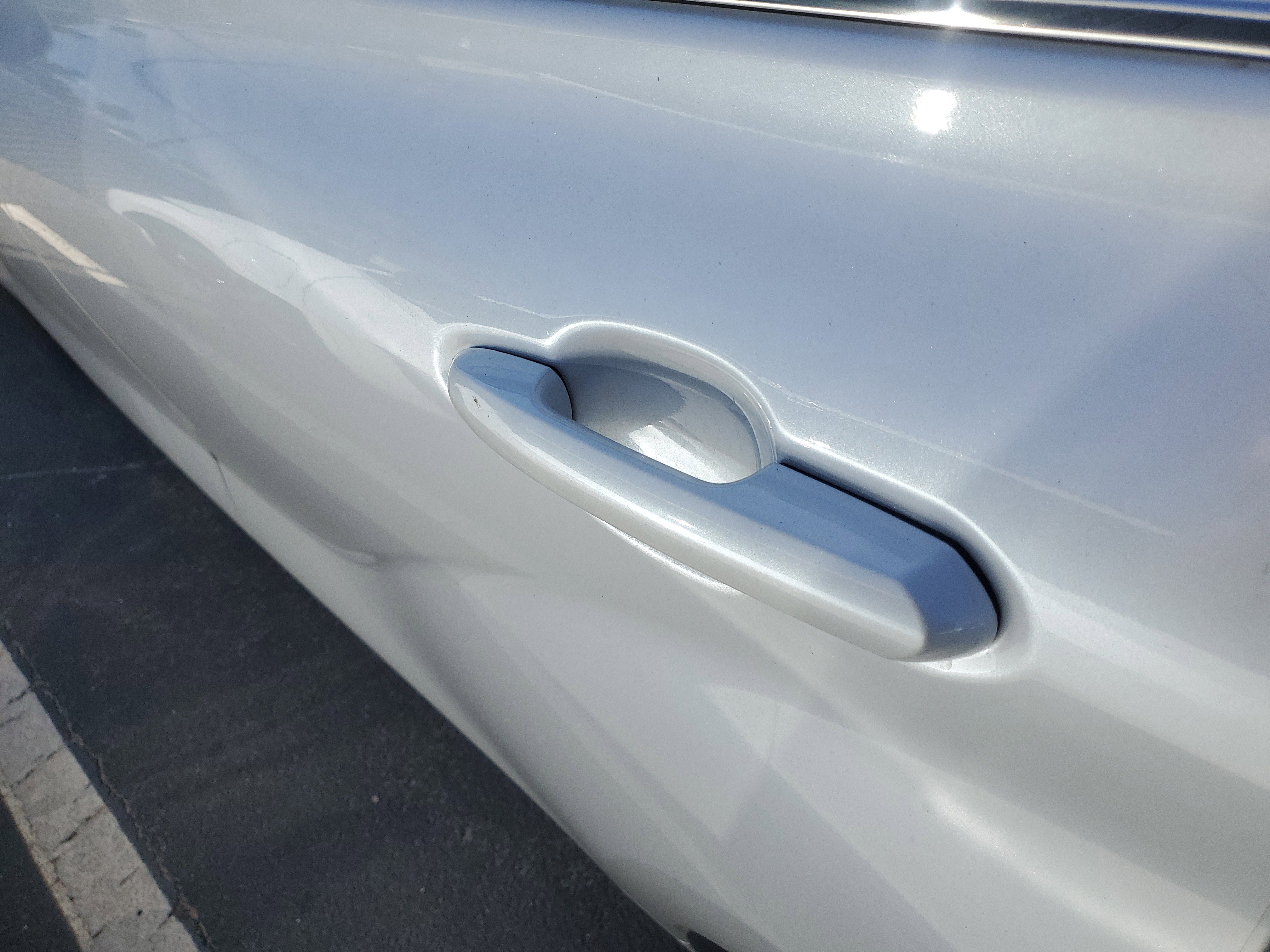 Used 2023 Toyota Highlander XLE image 10