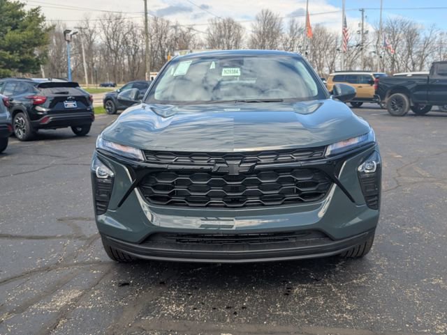 New 2026 Chevrolet Trax LS w/ LS Convenience Package image 2